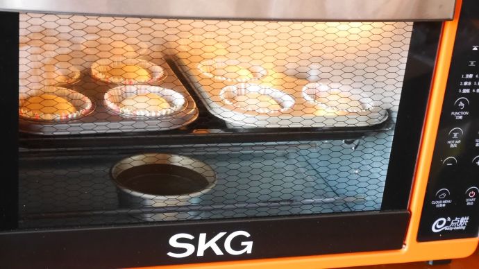 #SKG1733智能电烤箱食谱#筱面粟仁豆沙包