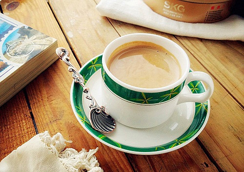 自己煮奶茶,来一杯捧在手心里的温暖